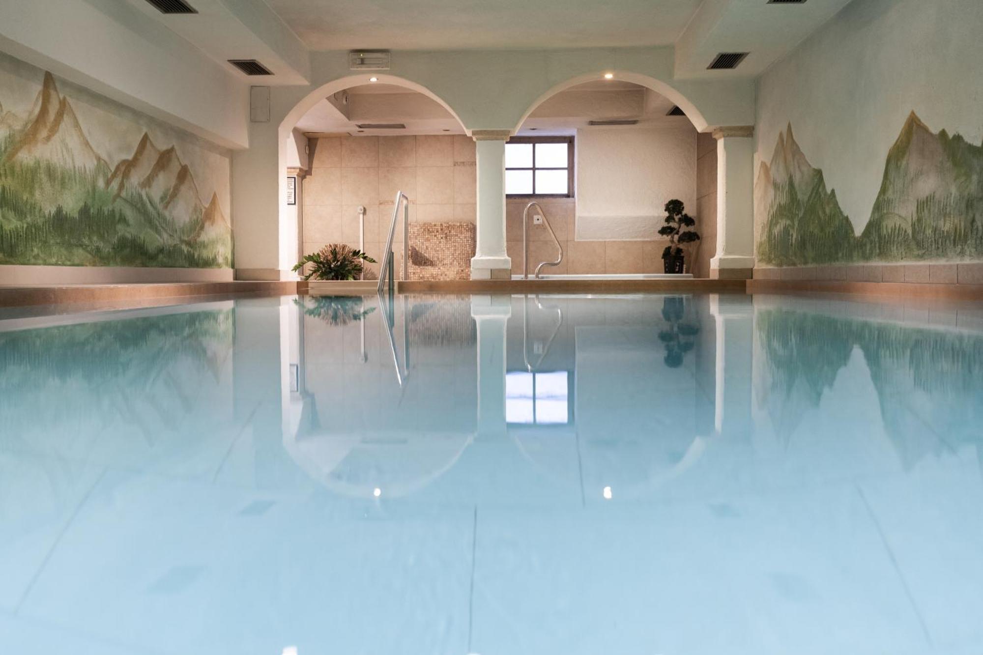 Hotel Bergland Cadipietra Eksteriør billede